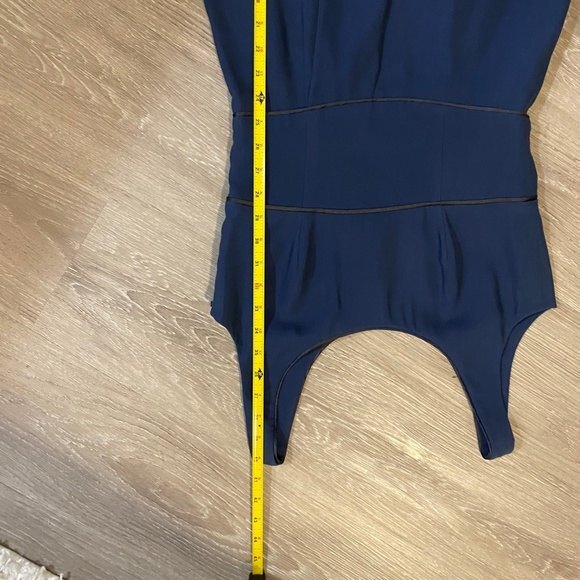 Giorgio Armani Sleeveless Midi Dress. Blue. Size 36. Business Wear, Office Wear - Picture 16 of 16